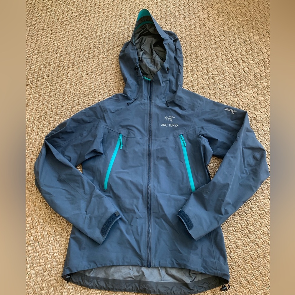 Arc'teryx Women's Navy Blue Jacket with Teal Zippers